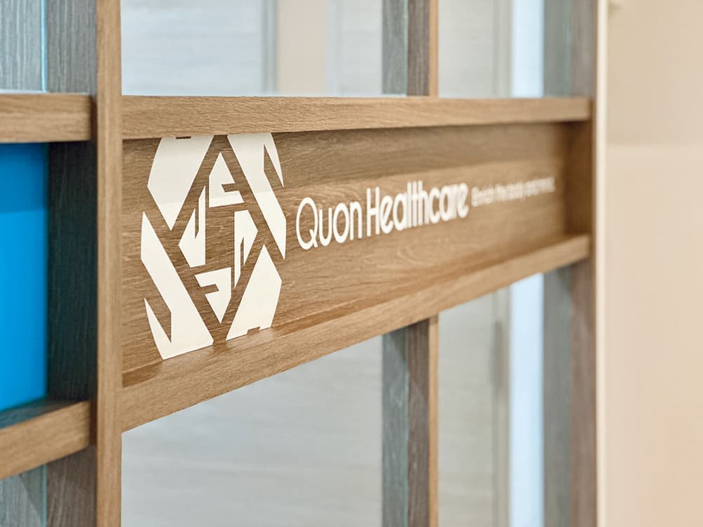 北摂看板・サインデザイン_吹田市江坂のデザイン事務所